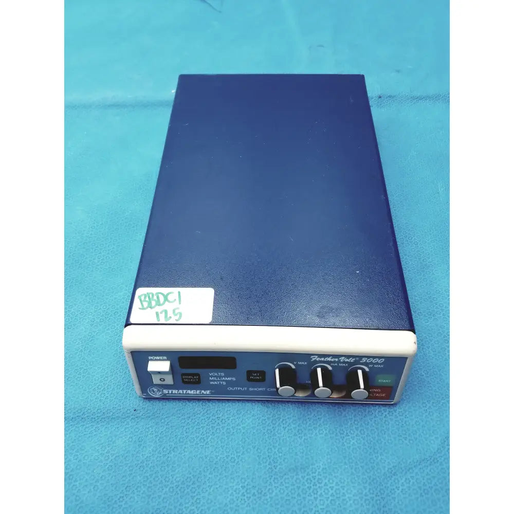 Stratagene Feather Volt 3000 Electrophoresis Power Supply Electrophoresis Power Supply, second-hand product photo 2