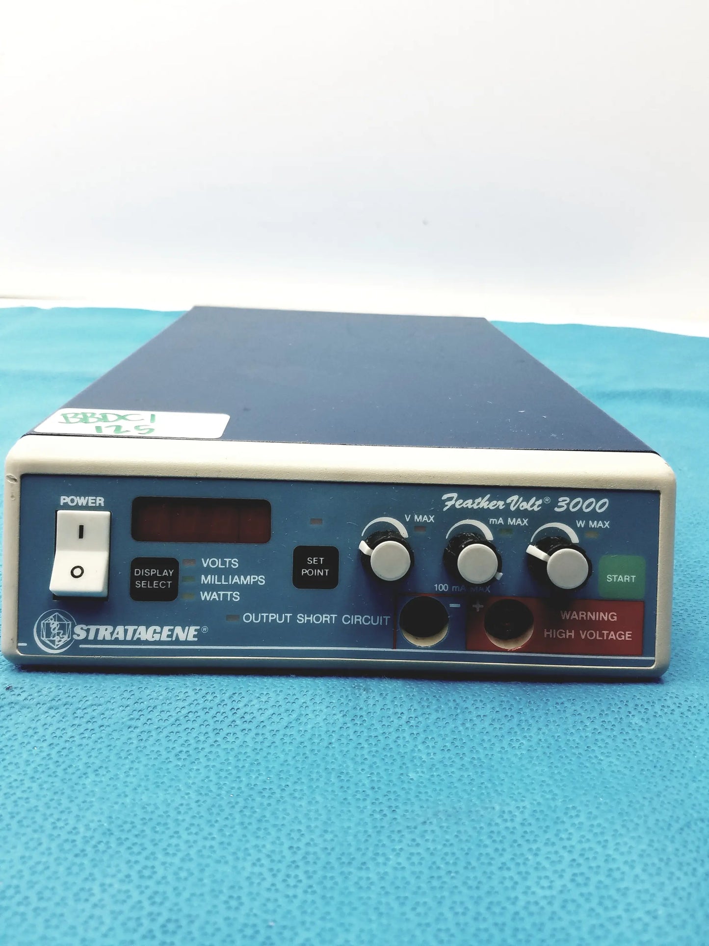 Stratagene Feather Volt 3000 Electrophoresis Power Supply Electrophoresis Power Supply, second-hand product photo 4