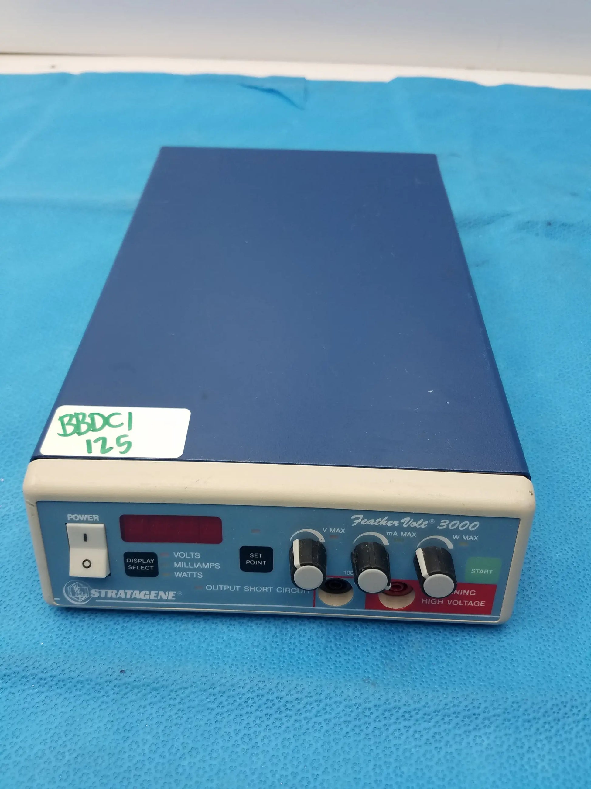 Stratagene Feather Volt 3000 Electrophoresis Power Supply Electrophoresis Power Supply, second-hand product photo 19