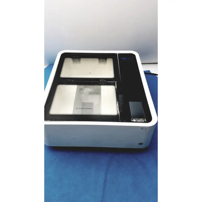 White and black straya ref 100.500 strava splint bath with two transparent compartments and digital display panel
