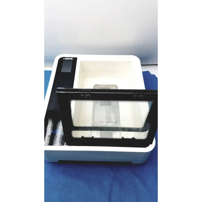 White rectangular straya ref 100.500 strava splint bath with black frame, transparent glass panel, and digital display