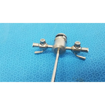 Silver stainless steel stryker 1/21 n arthroscopic cannula speed-lock instrument with central shaft and adjustable side ports