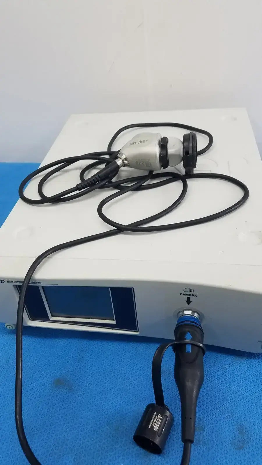 Stryker 1488 HD Endoscopy Camera System with 1488-210-105 & 1288-020-122 Console Endoscopy Camera System, second-hand product photo 1