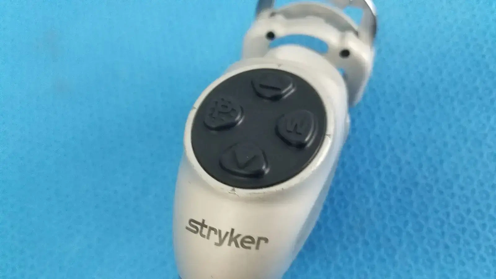 Stryker 1588 AIM Camera Head and Coupler 1588-210-105 Endoscopy Camera Head & Coupler, second-hand product photo 9