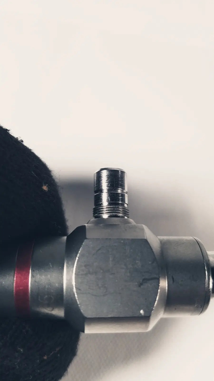 Silver metallic industrial valve with hexagonal body and threaded connections for stryker 380-10mm 0 degree rigid laparoscope