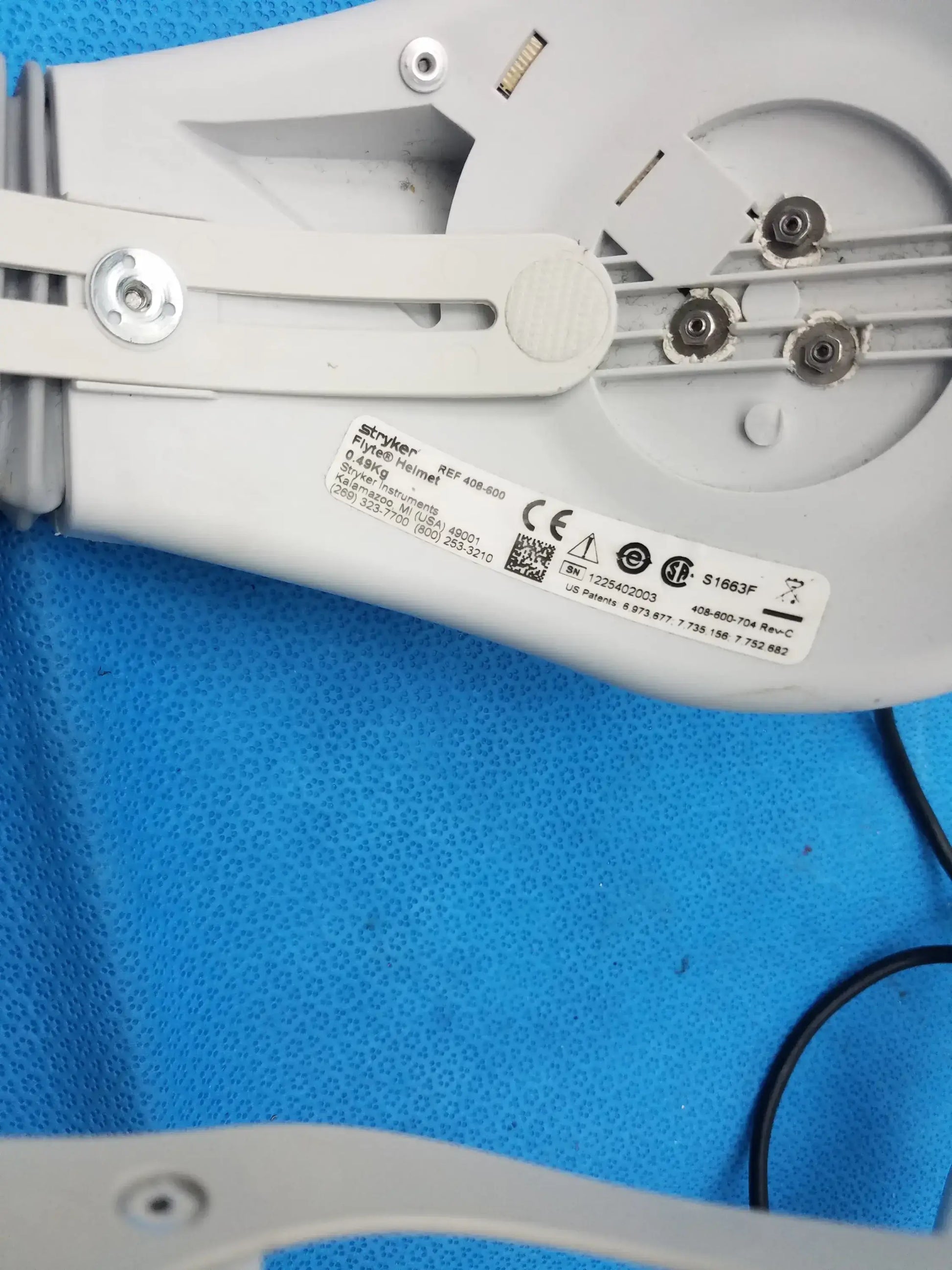 Stryker 408-600 Flyte Surgical Helmet With 408-600-300 Flyte Power Cord Surgical Helmet, as-is (for parts) product photo 16