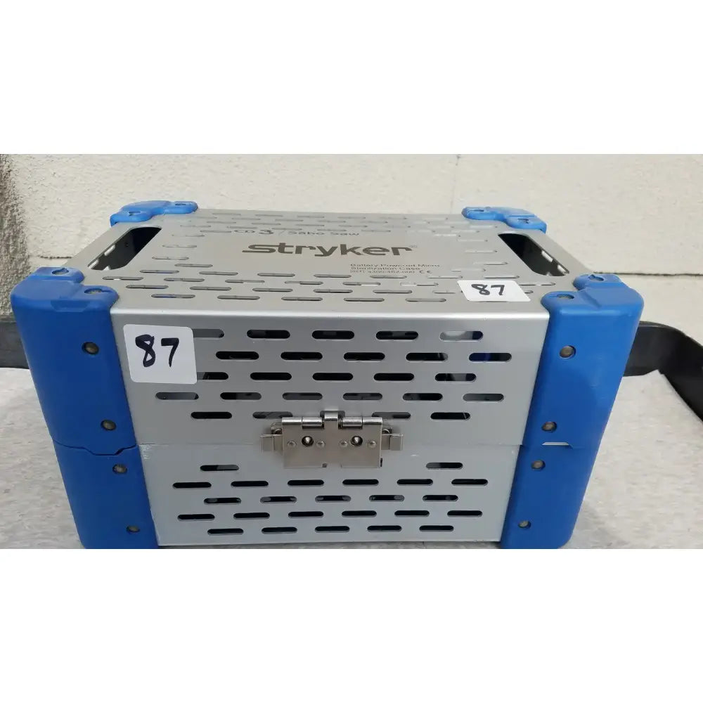 Reuse Medical Stryker 4300-452-000 CD3 Sabo Saw Sports Medicine/Trauma Sterilization Case Sterilization Trays & Cases, second-hand product photo 1