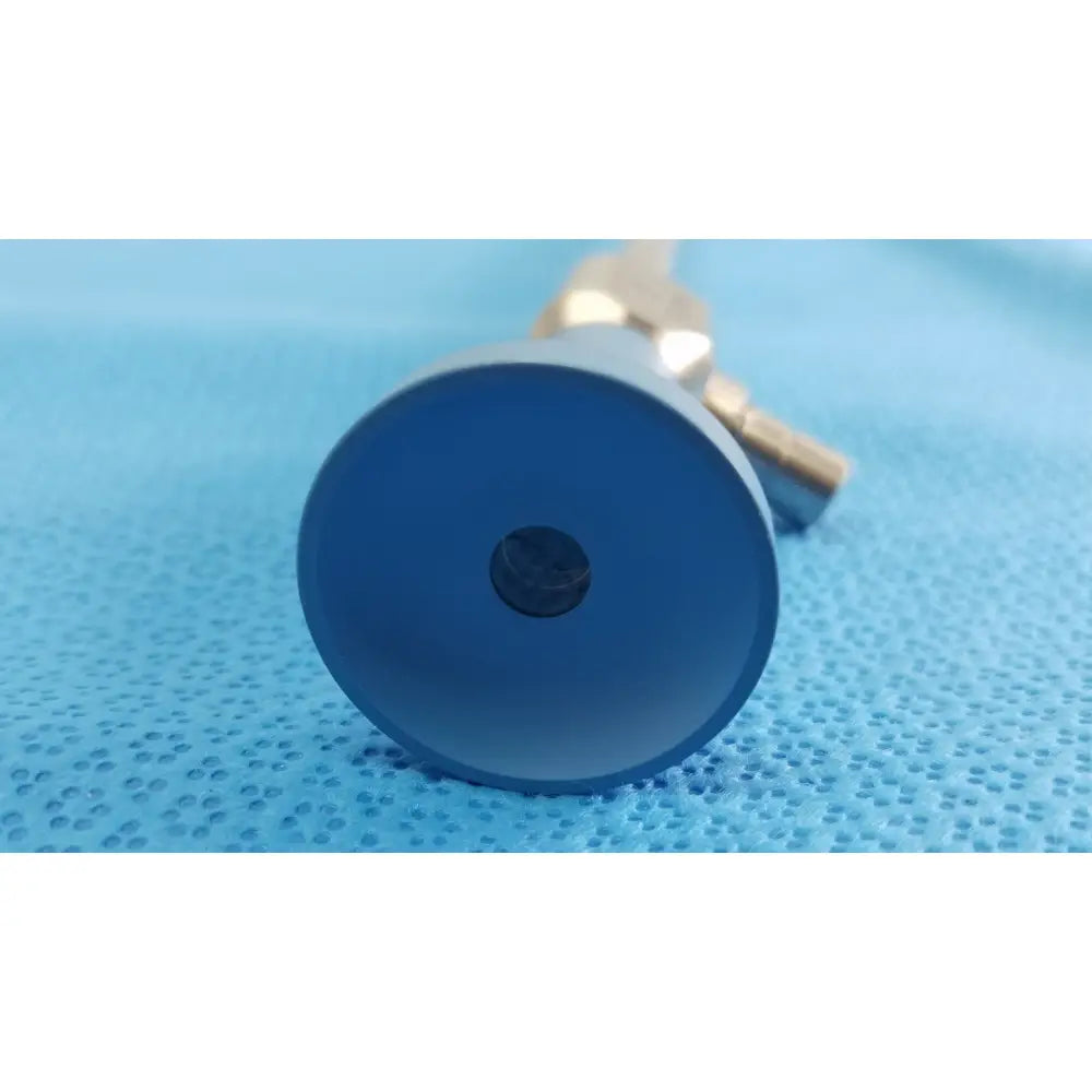 Blue cylindrical ideal eyes 10mm medical device with metallic connector for autoclavable use by stryker