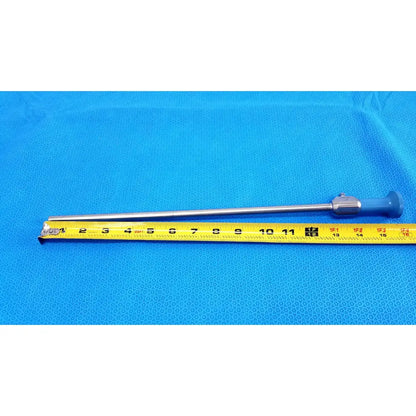 Silver stryker 502-457-010 10mm 0° autoclavable endoscope with blue handle and metallic shaft for reuse medical procedures