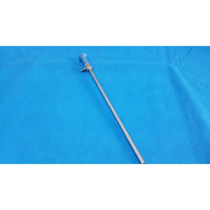 Silver stryker 502-457-010 10mm 0° autoclavable endoscope with blue-tipped handle and metallic shaft for reuse medical use