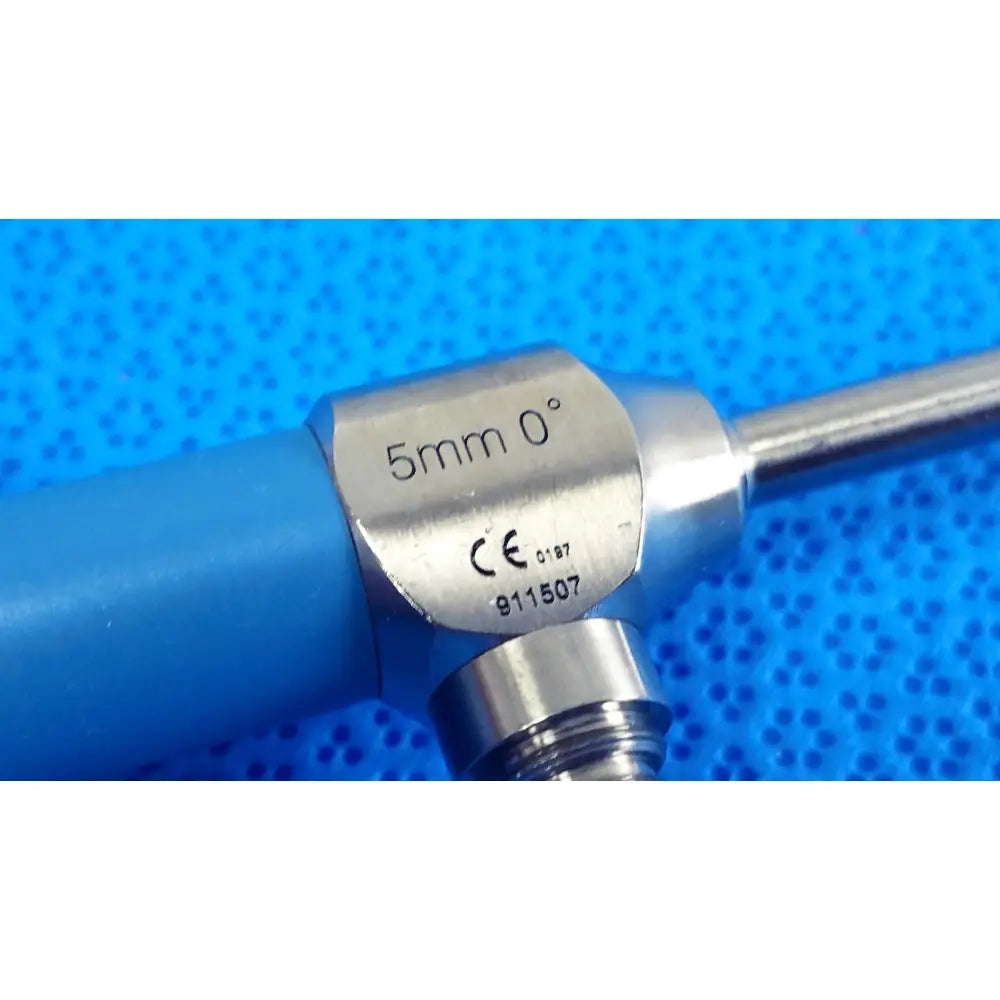 Silver metallic stryker ideal eyes 5mm 0° autoclavable endoscope with blue handle and ce marking