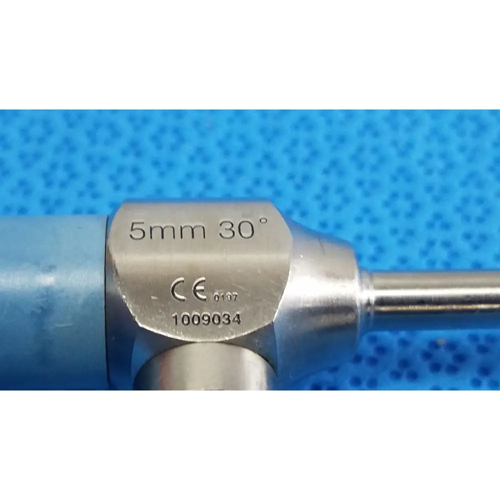 Silver ideal eyes 5mm 30 degree autoclavable endoscope with ce mark and model number 1009034 by stryker