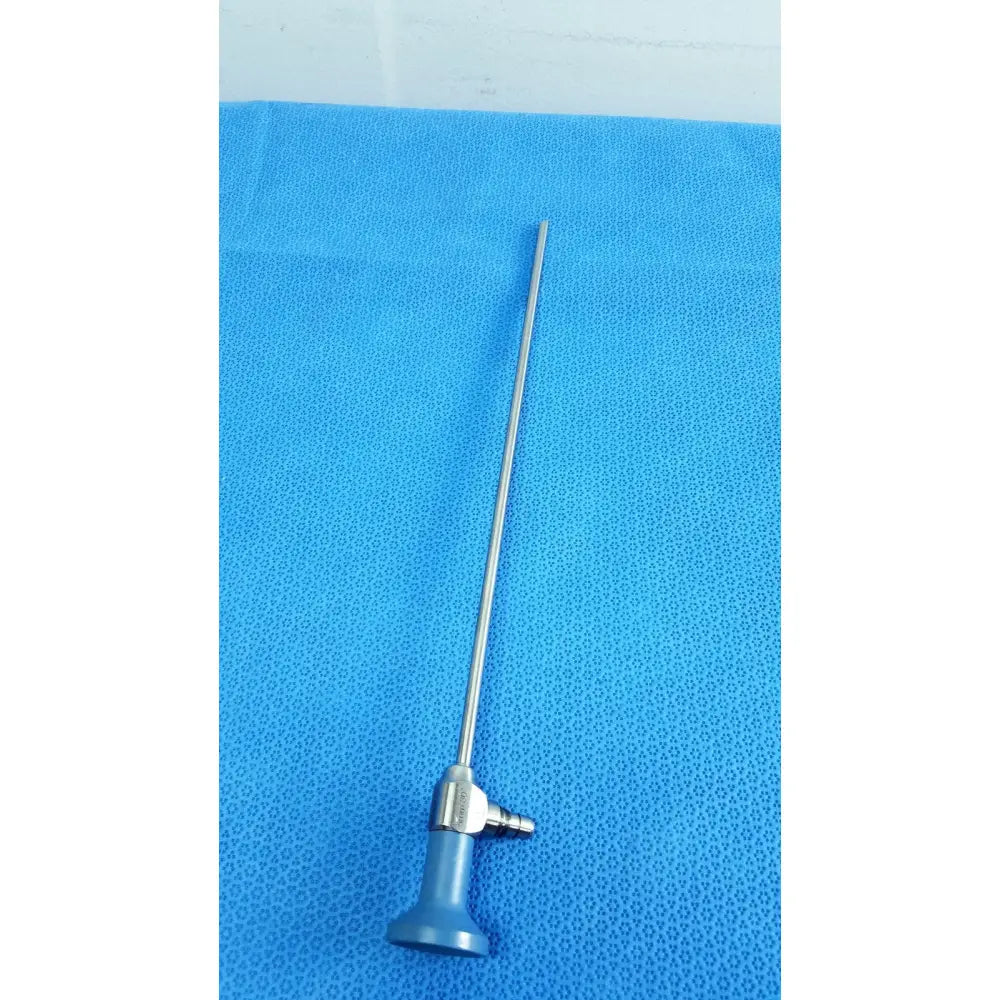 Silver metallic shaft surgical endoscope with blue handle base stryker ideal eyes 5mm 30° autoclavable model
