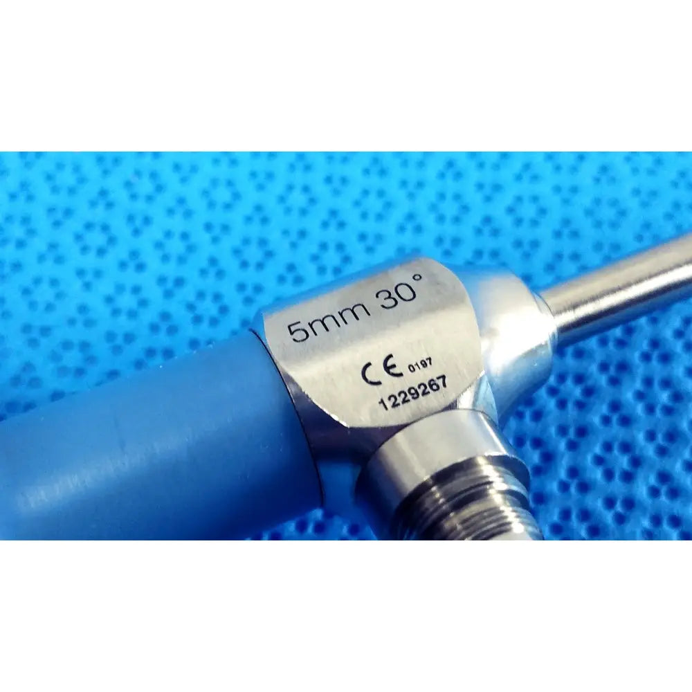 Silver metallic surgical endoscope with blue handle ideal eyes 5mm 30° autoclavable ce marked by stryker