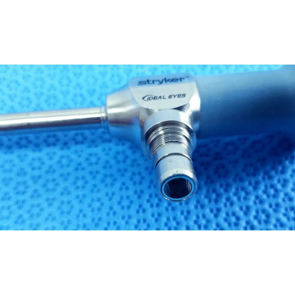 Stryker 502-539-030 ideal eyes 5mm 30° autoclavable endoscope with metallic body and blue handle