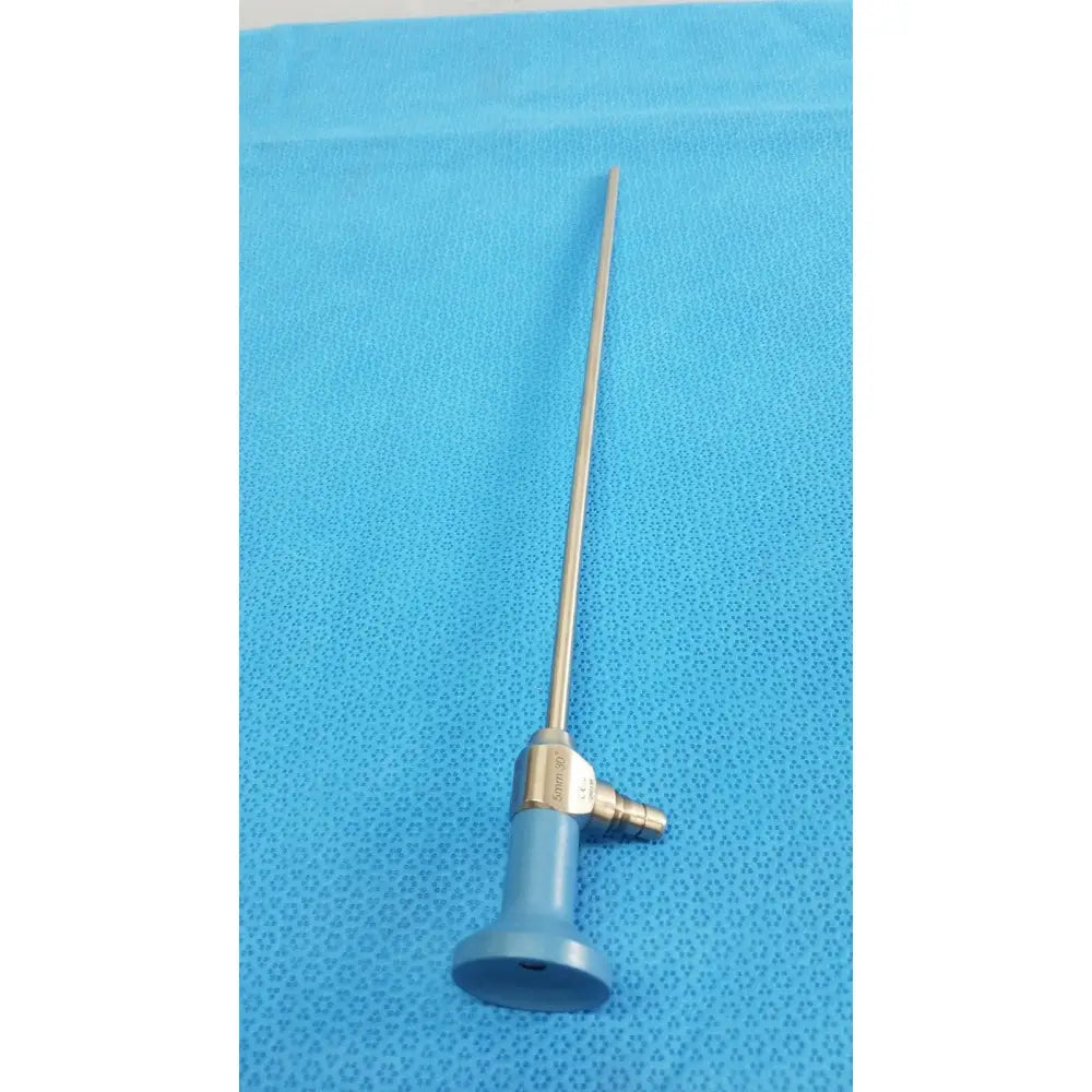 Silver surgical endoscope with blue handle and metallic joints stryker ideal eyes 5mm 30° autoclavable model