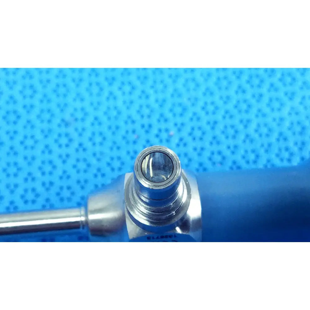 Silver metallic ideal eyes 5mm 30° autoclavable endoscope with cylindrical handle and threaded connection