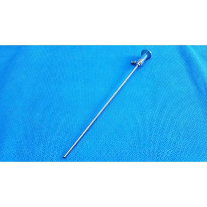 Silver stryker ideal eyes 5mm 30° autoclavable surgical endoscope with slender metallic shaft and rounded capped tip