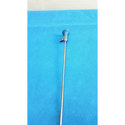 Silver Stryker ideal eyes 5mm autoclavable endoscope with blue handle and metallic shaft for surgical use