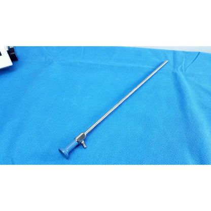 Silver stryker 502-557-030 10mm 30° autoclavable endoscope with blue handle and metallic shaft for surgical use