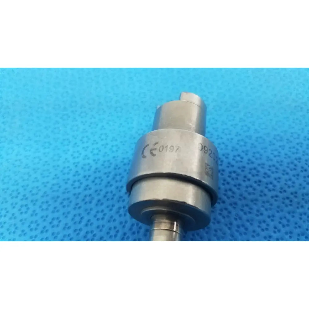Silver metallic cylindrical hudson modified trinkle sensor with engraved markings and threaded end for reuse medical use