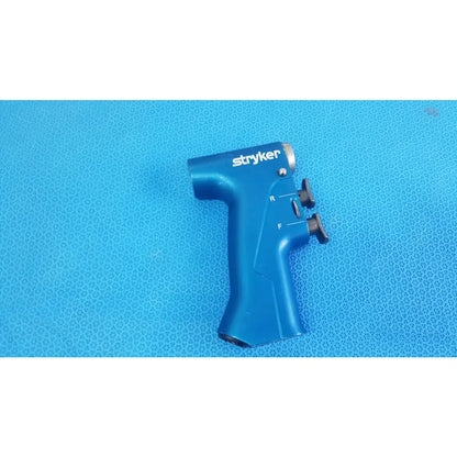 Stryker 6400-099 RemB universal driver in blue with black adjustment knobs and white branding used in medical equipment