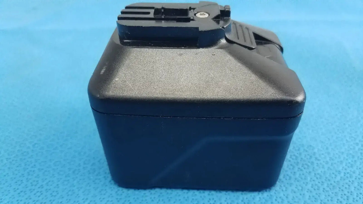 Stryker 7215-000-000 SmartLife Battery Pack Battery Pack, second-hand product photo 6