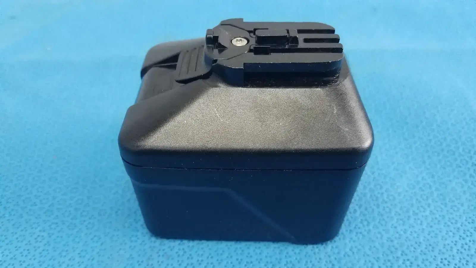 Stryker 7215-000-000 SmartLife Battery Pack Battery Pack, second-hand product photo 3