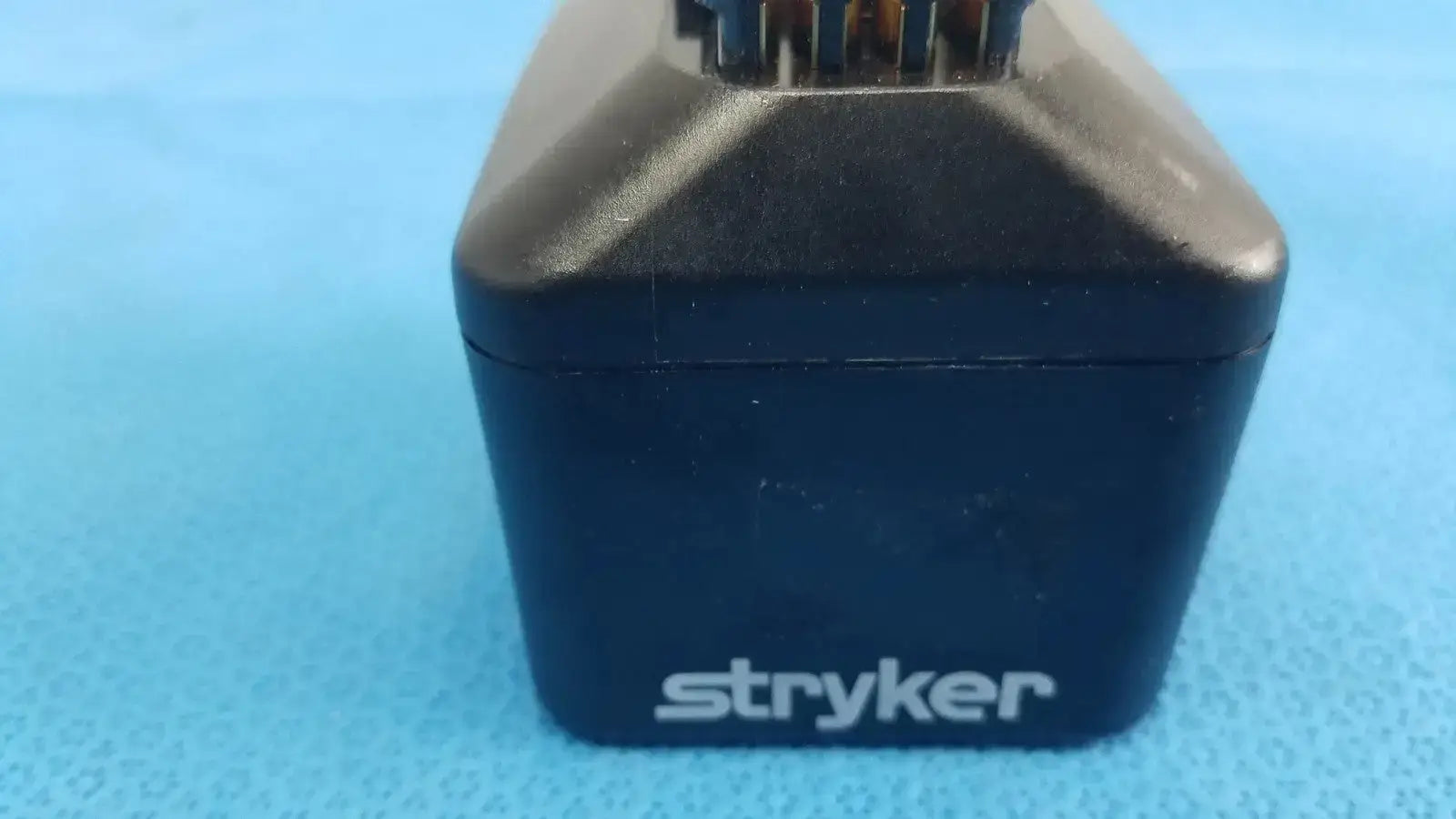 Stryker 7215-000-000 SmartLife Battery Pack Battery Pack, second-hand product photo 5