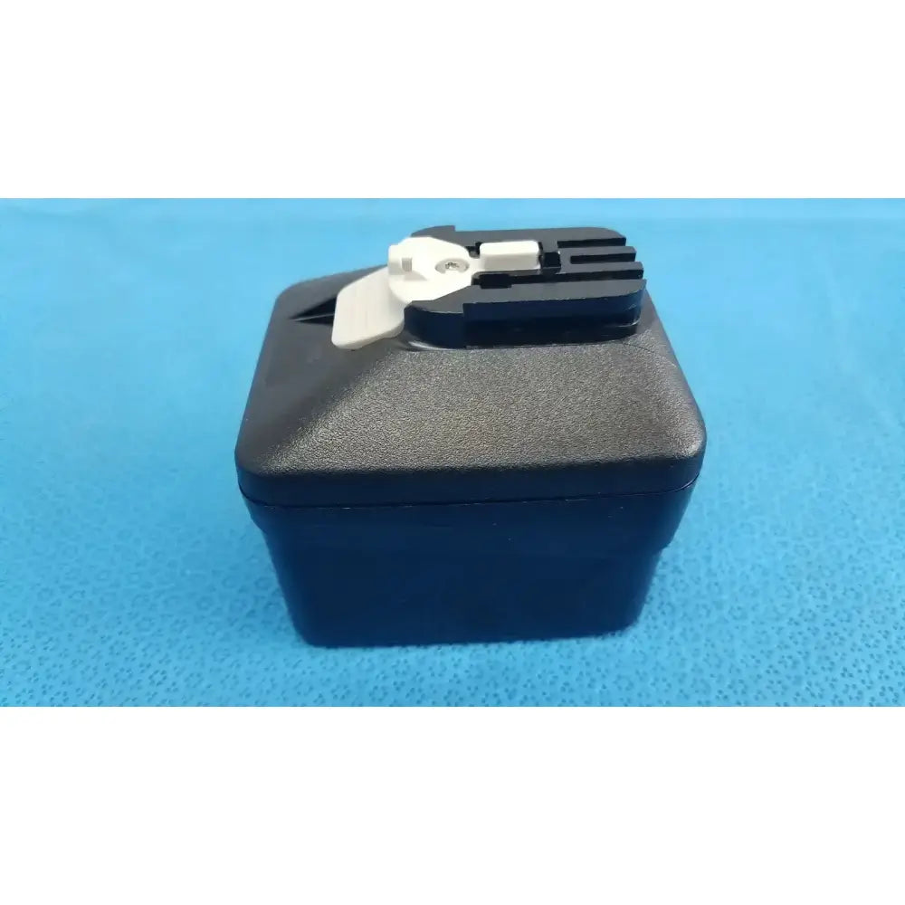 Stryker 8 Li-Ion Battery 8215-000-000 Battery Pack, second-hand product photo 6