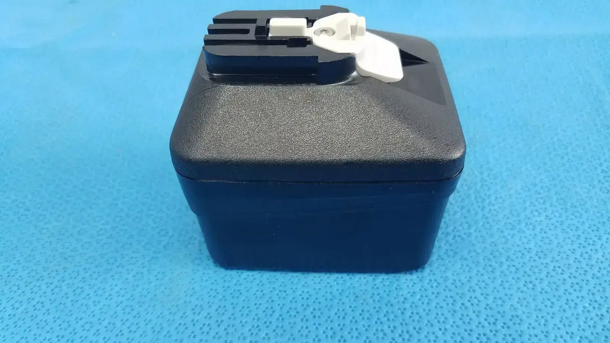 Stryker 8 Li-Ion Battery 8215-000-000 Battery Pack, second-hand product photo 3