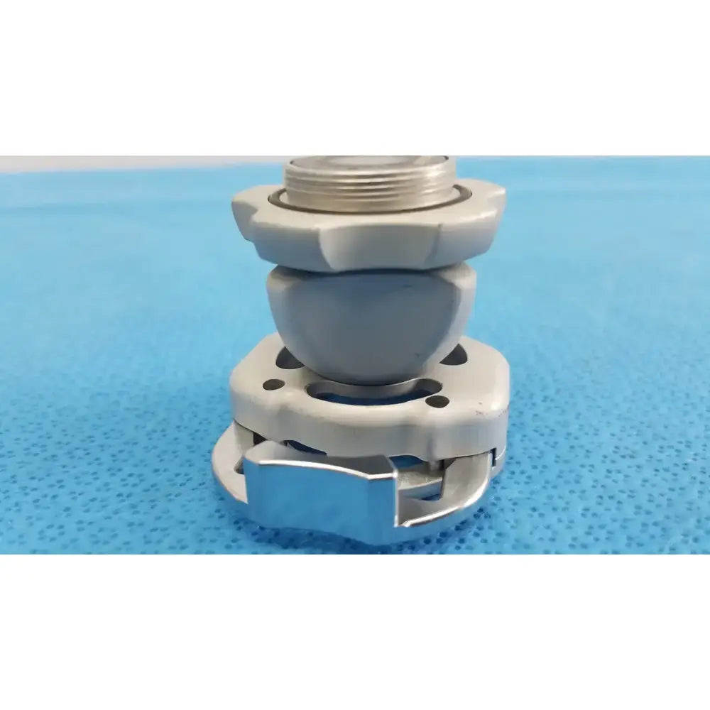 Stryker AIM 1588-020-122, 18mm Camera Head Coupler Camera Head Coupler, second-hand product photo 5