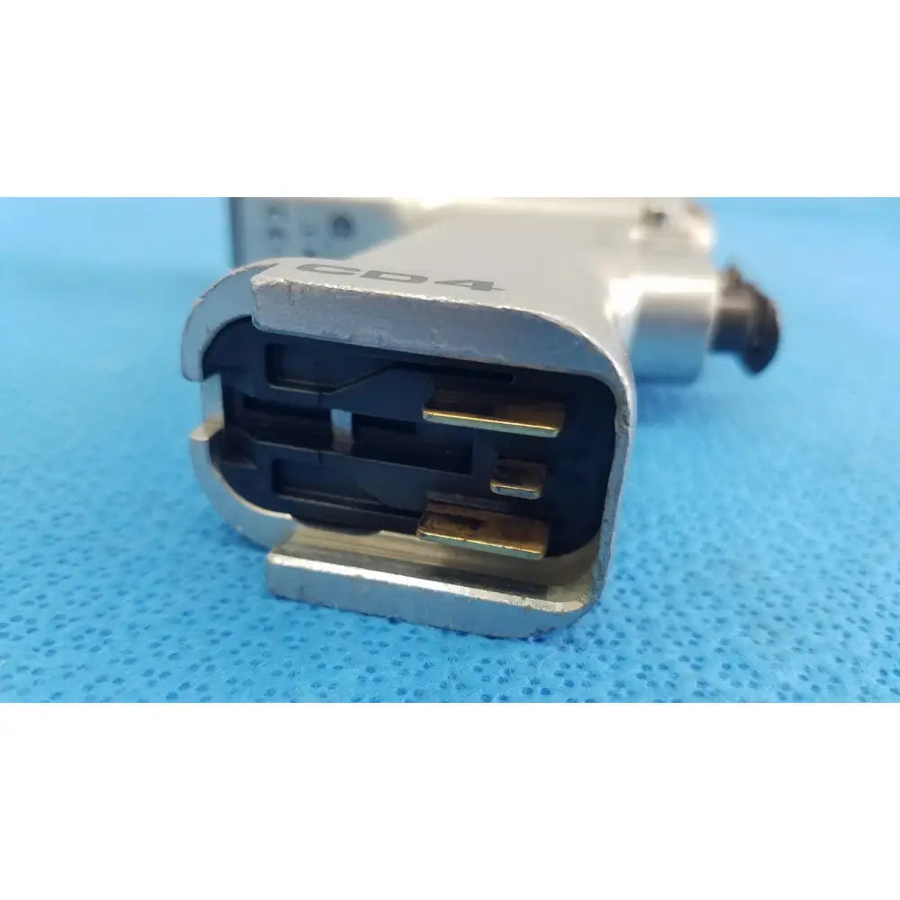 Silver cd4 connector with black contacts and metallic housing for stryker cd4 cordless driver universal handpiece dual trigger