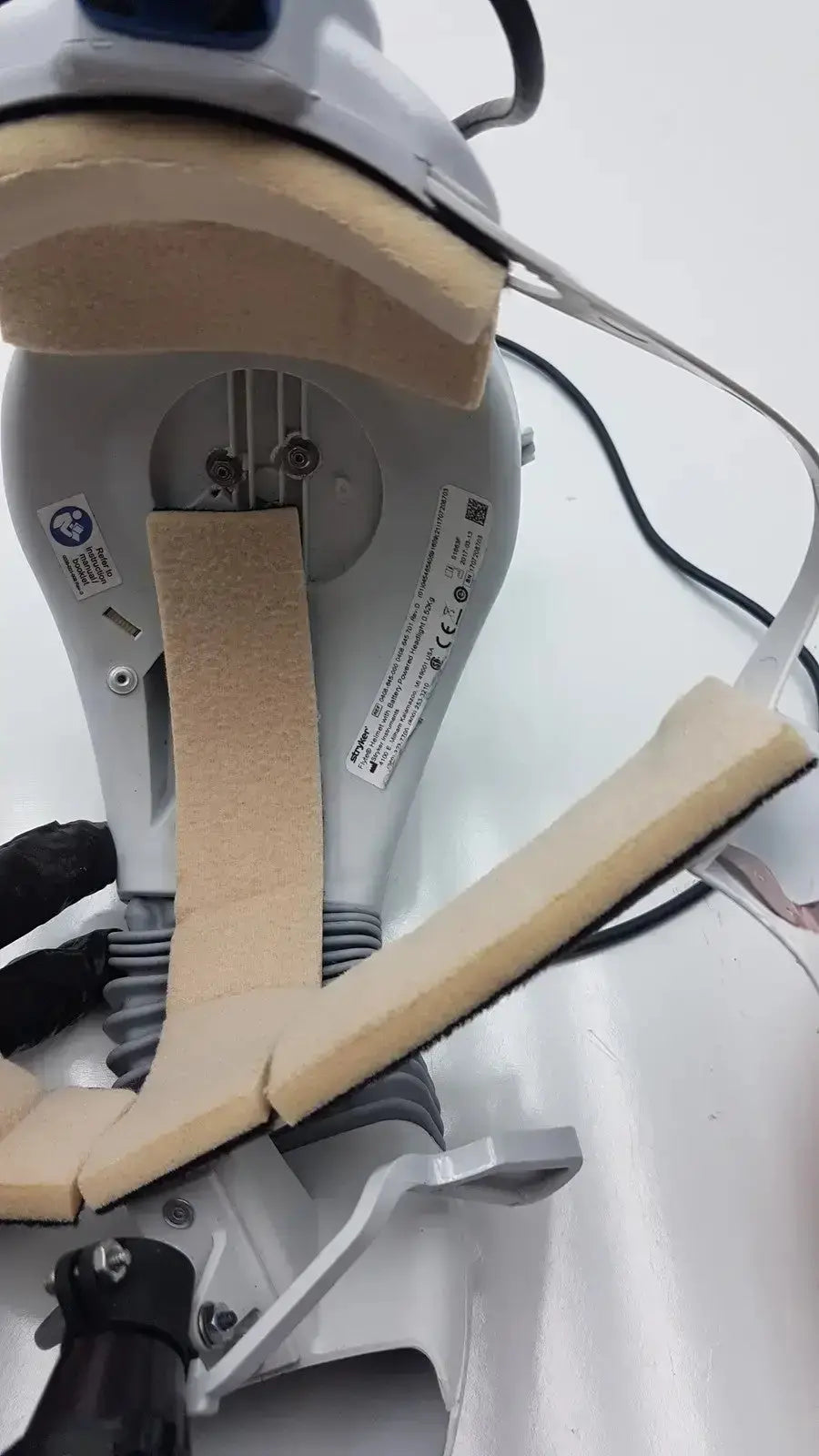 Stryker FLYTE Helmet Ref. 0408-645-000 Surgical Helmet, as-is (for parts) product photo 10