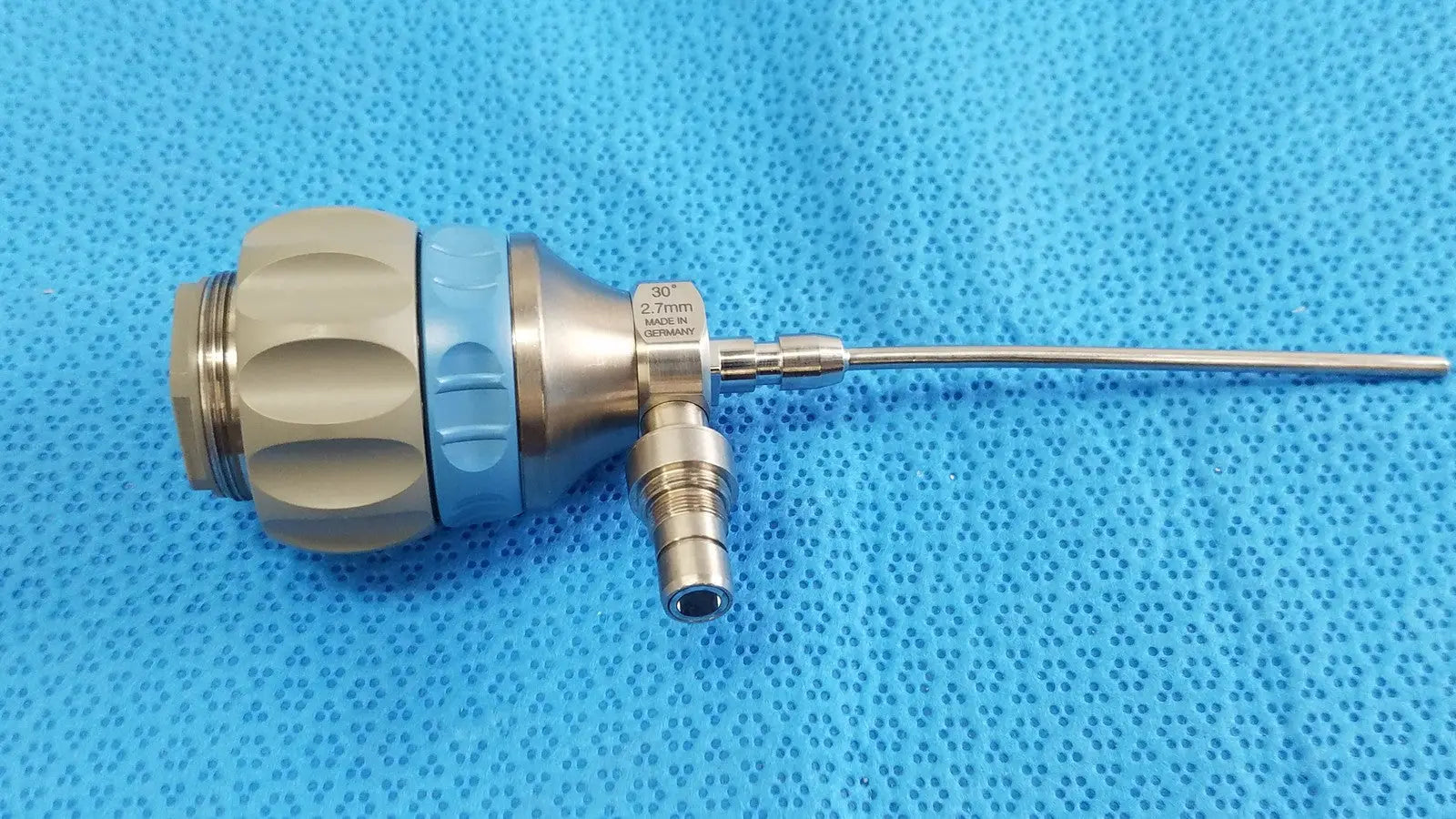 Reuse Medical Stryker Ideal Eyes 30º 2.7mm Autoclavable 502-826-030 Arthroscope - Has dents Endoscopes, second-hand product photo 1