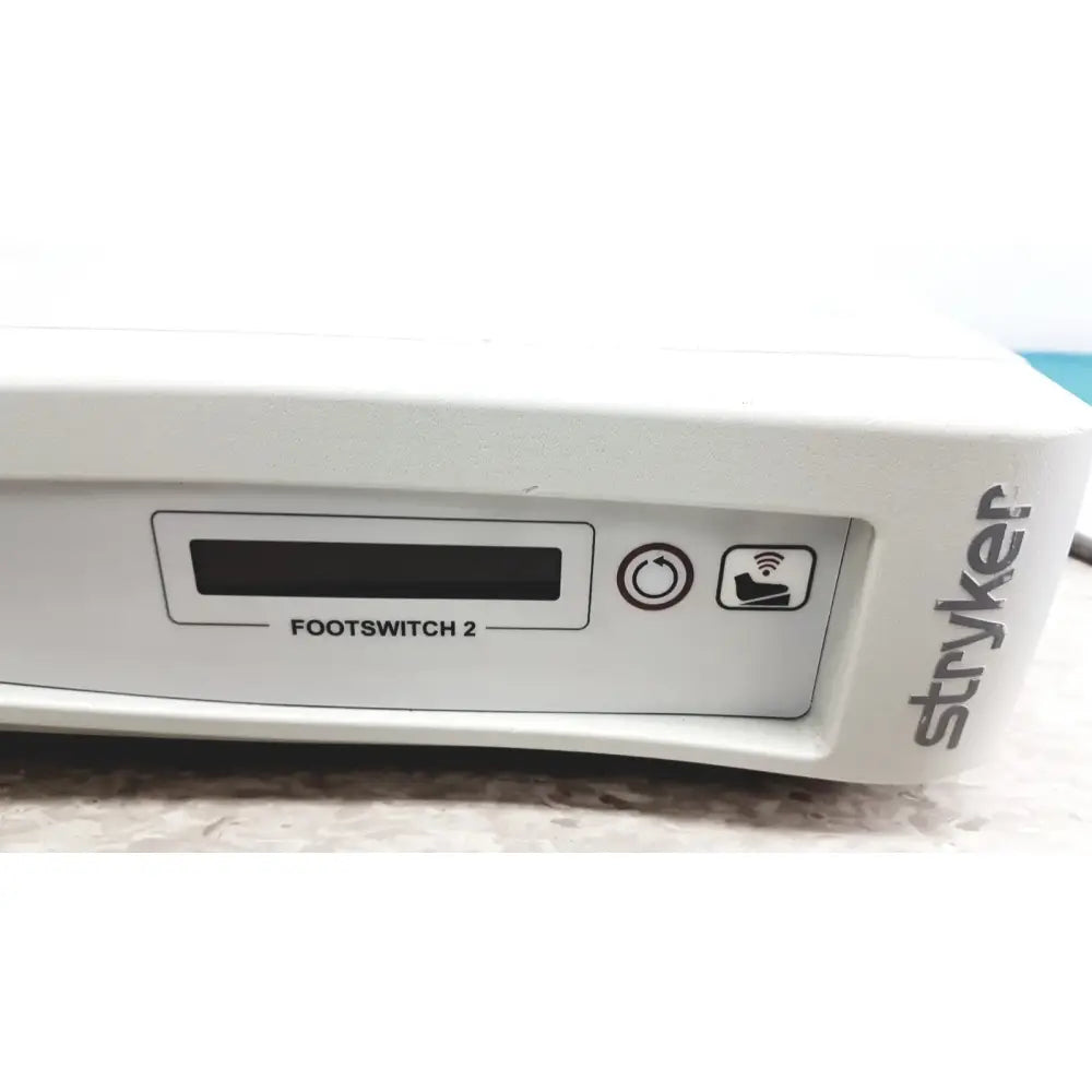 Reuse Medical Stryker iSwitch Wireless Universal Foot Control Pedal Surgical Accessory Surgical & Orthopedic Instruments, second-hand product photo 1