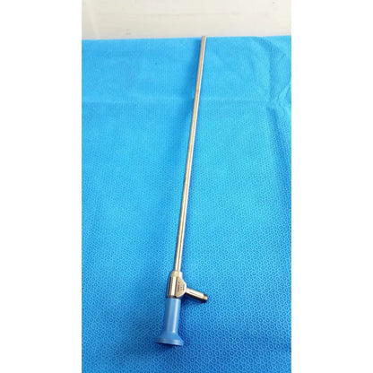 Silver surgical endoscope with blue handle and metallic joints stryker lot autoclavable 10mm 134ºc scope