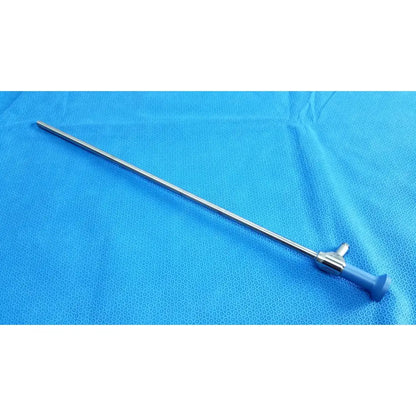Silver surgical endoscope with blue ergonomic handle in stryker lot autoclavable 10mm 134ºc sterilization tray