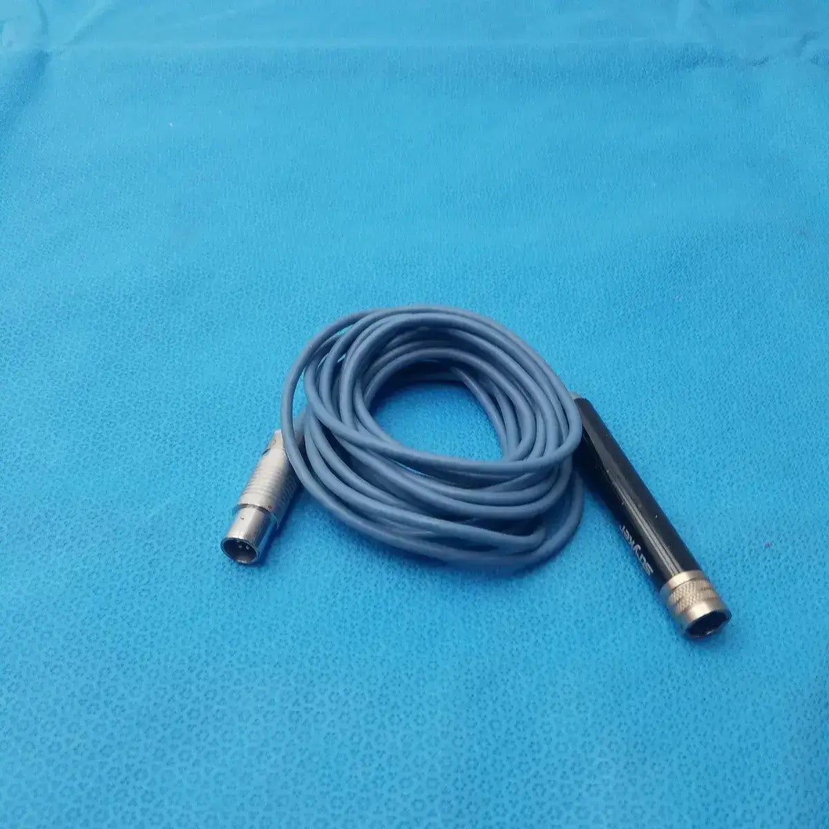 Stryker Pi Drive Handpiece with Cable Surgical Handpiece, second-hand product photo 1