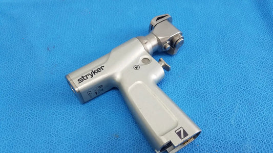 Reuse Medical Stryker System 7 Sagittal Saw Handpiece 7208-000-000 Surgical & Orthopedic Instruments, second-hand product photo 1