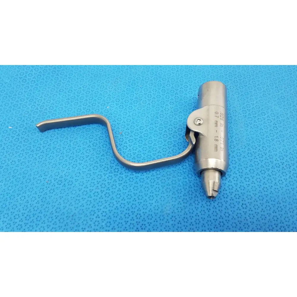 Stainless steel stryker wire collet surgical retractor with curved handle and engraved measurement markings for reuse medical use