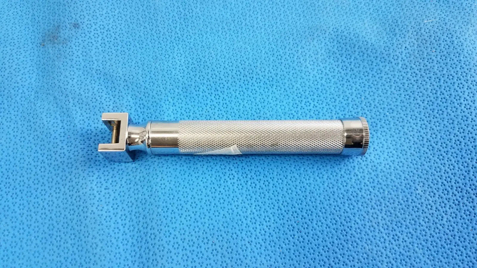 Reuse Medical Sun-Med Medium Fiberoptic Laryngoscope Handle Other Medical & Lab Equipment, second-hand product photo 1