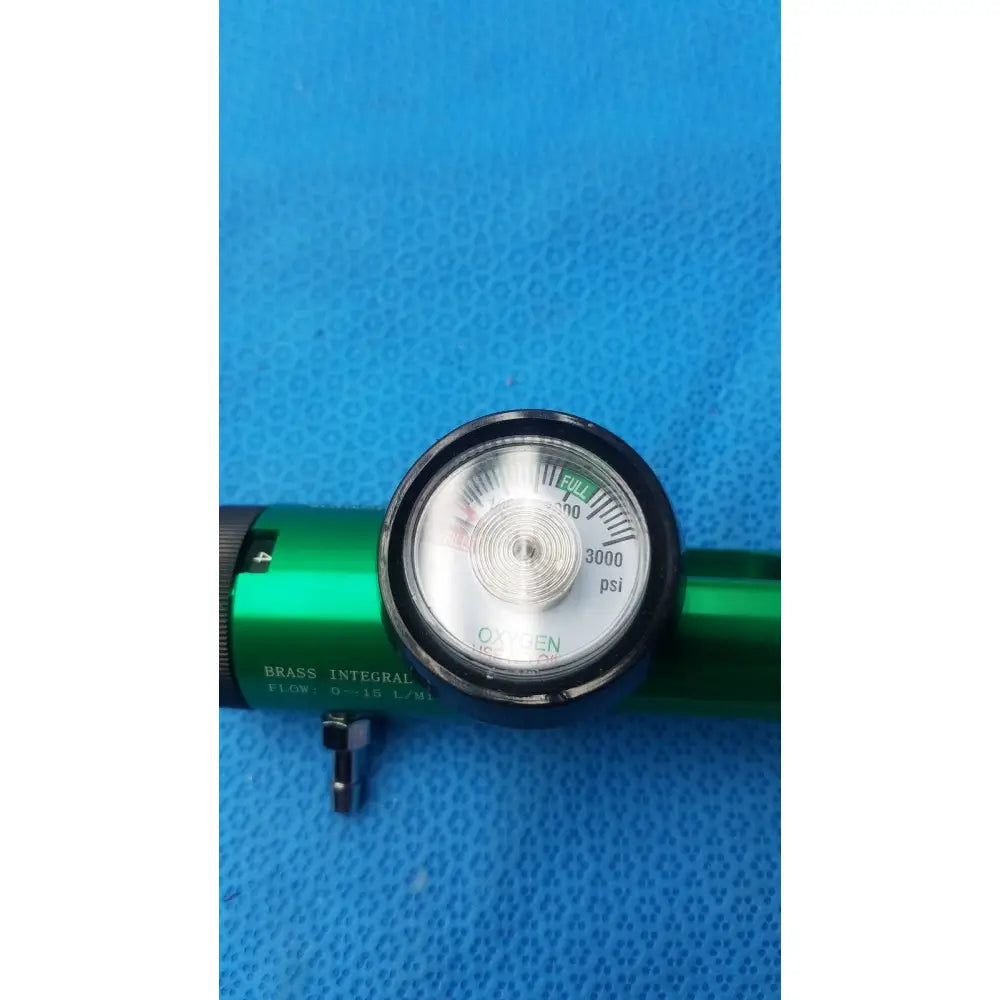 Green brass oxygen flow meter with black gauge and white markings for sunset brass integral 0-15 min o2 regullator