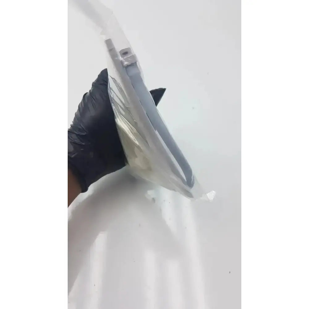 SunTech Medical Single Patient Use Kit Disposable Blood Pressure Cuff 98-0700-04 Blood Pressure Cuff, new product photo 10