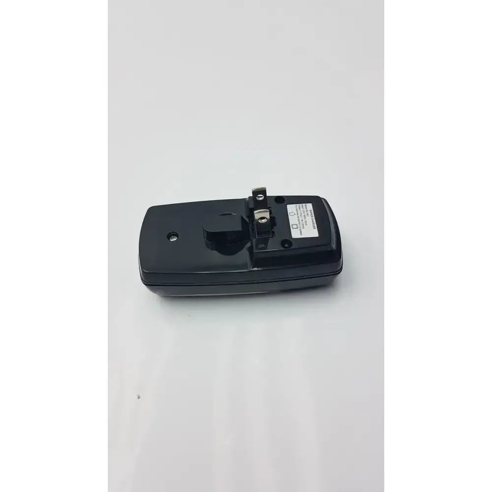 Generic Super Charger Battery Charger Model BC-801 Battery Charger, second-hand product photo 4
