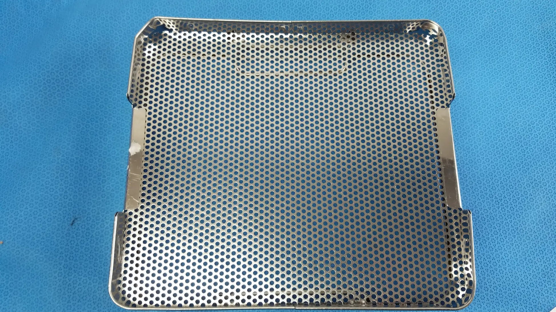 Reuse Medical Equipment Surgical Instrument Storage & Sterilization Tray Surgical Instrument Storage and Sterilization Tray, second-hand product photo 6