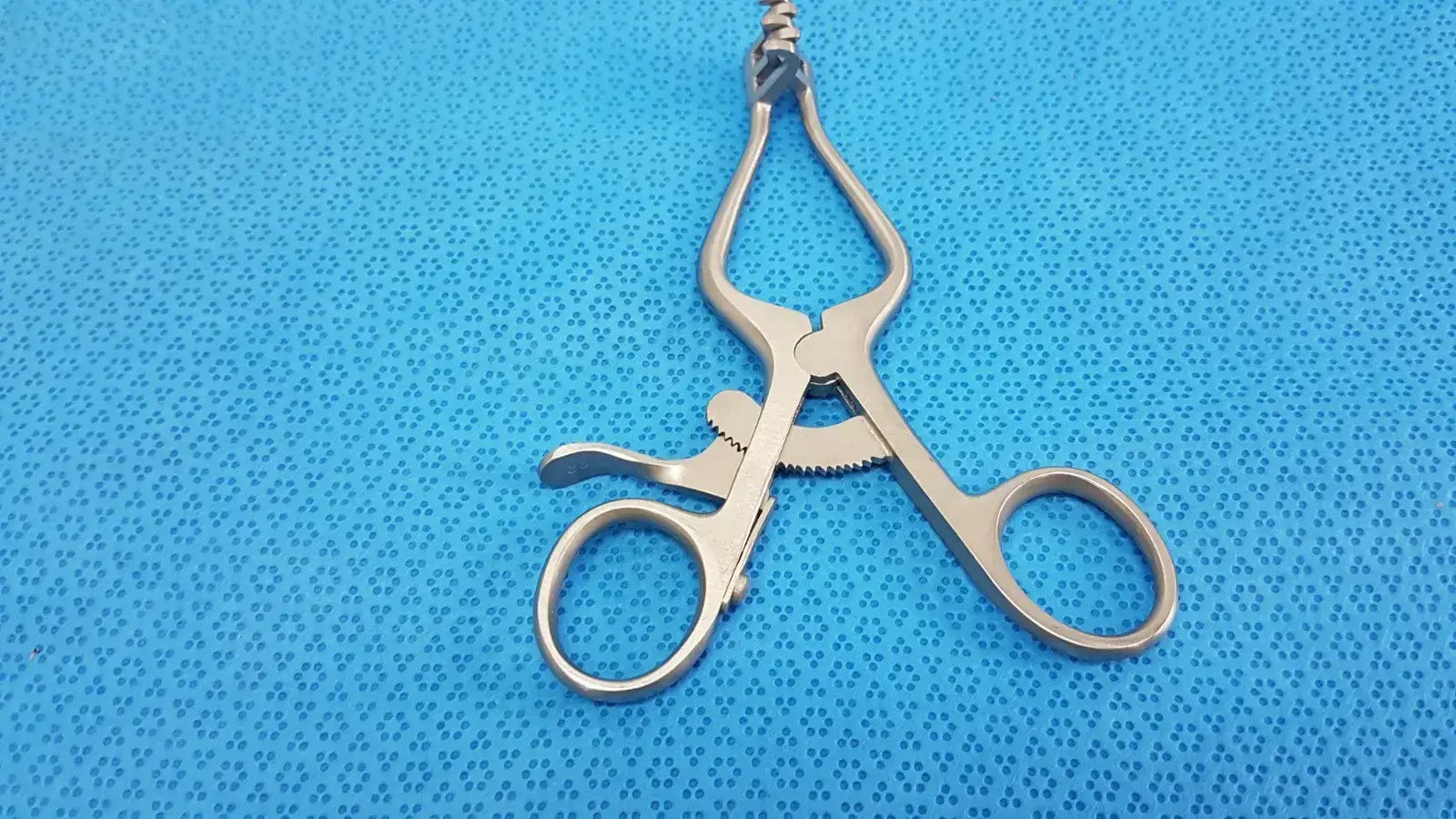 Centurion Pakistan Surgical Rib Retractor with Ratchet Mechanism – Centurion Pakistan Stainless Surgical Rib Retractor, second-hand product photo 2