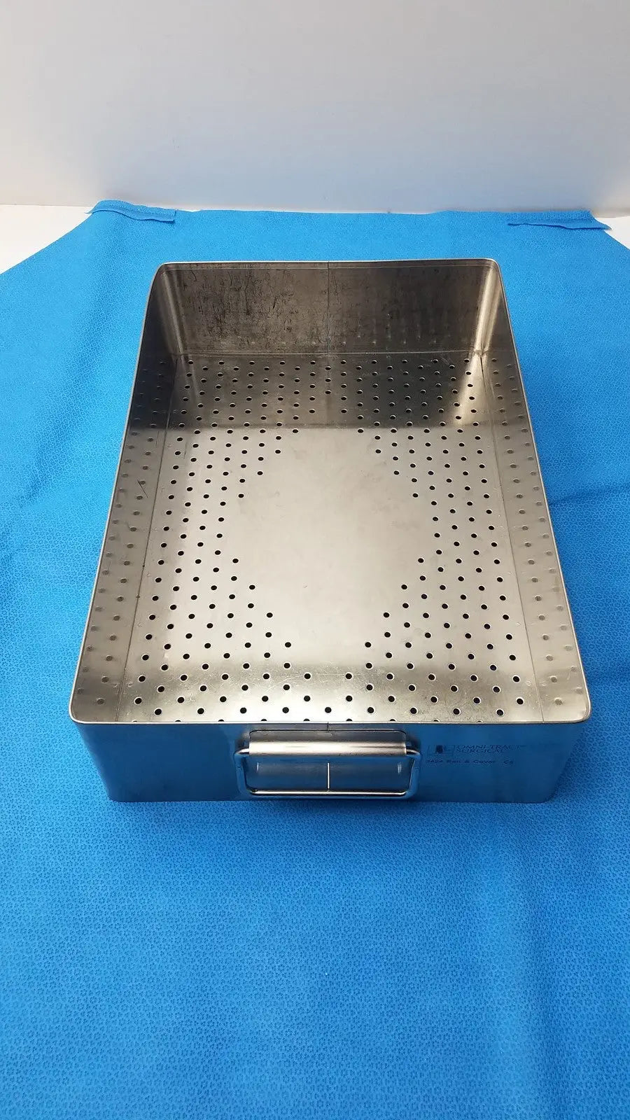 Unbranded Surgical Sterilizer Pan – Stainless Steel Medical Tray, Autoclave Safe, Used Sterilization Tray, second-hand product photo 3