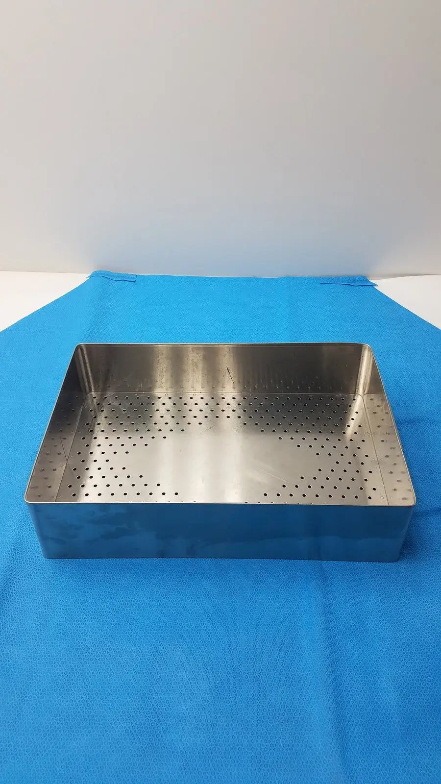 Unbranded Surgical Sterilizer Pan – Stainless Steel Medical Tray, Autoclave Safe, Used Sterilization Tray, second-hand product photo 2