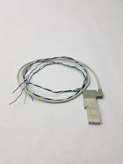 SMC SV1A00-5W4U Solenoid Valve SV1A005FU Solenoid Valve, second-hand product photo 1